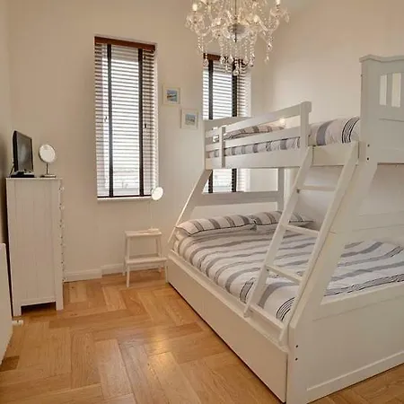 Boutique Balcony * Whitby