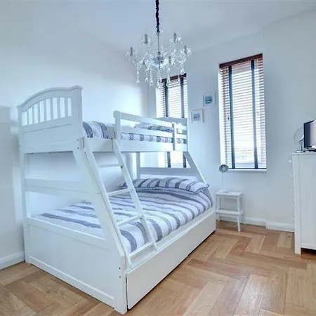 Boutique Balcony Whitby